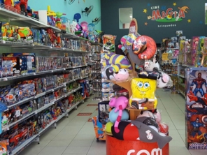 Foto de Cine & Magia Brinquedos - Rua Amando em Botucatu, SP por Solutudo