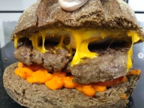 Foto de Gula Burgs em São Manuel, SP por Solutudo