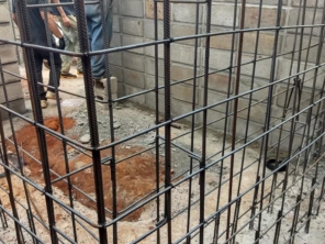 A F & B Ferragens em Avaré atua no mercado de aço para construção civil cortado, dobrado e armado, há mais de 6 anos, com total dedicação a seus clientes. 
Aqui você encontra colunas, vigas, sapatas, vergalhões, brocas, treliças, malha pop, pregos e arames recozidos. 


PRATICIDADE E AGILIDADE, OFERECENDO SOLUÇÕES INOVADORAS, PARA CONSTRUÇÃO CIVIL, GARANTINDO ASSIM A SATISFAÇÃO DOS NOSSOS CLIENTE,  PROFISSIONAIS DA CONSTRUÇÃO CIVIL, DO PEDREIRO AO ENGENHEIRO .