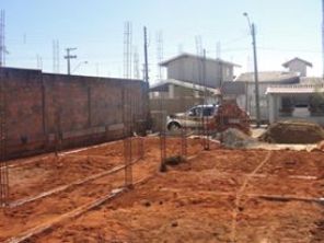 A F & B Ferragens em Avaré atua no mercado de aço para construção civil cortado, dobrado e armado, há mais de 6 anos, com total dedicação a seus clientes. 
Aqui você encontra colunas, vigas, sapatas, vergalhões, brocas, treliças, malha pop, pregos e arames recozidos. 


PRATICIDADE E AGILIDADE, OFERECENDO SOLUÇÕES INOVADORAS, PARA CONSTRUÇÃO CIVIL, GARANTINDO ASSIM A SATISFAÇÃO DOS NOSSOS CLIENTE,  PROFISSIONAIS DA CONSTRUÇÃO CIVIL, DO PEDREIRO AO ENGENHEIRO .
