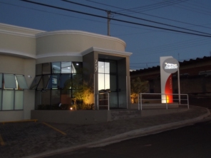 Foto de Clínica Melius em Botucatu, SP por Solutudo