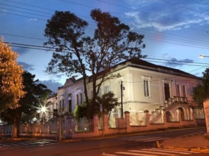 Foto de Emef Eliazar Braga em Pederneiras, SP por Solutudo
