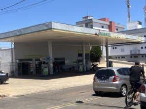 Foto de Auto Posto Januário e Filhos em Avaré, SP por Solutudo