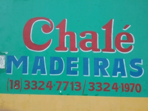 Foto de Chalé Madeiras em Assis, SP por Solutudo