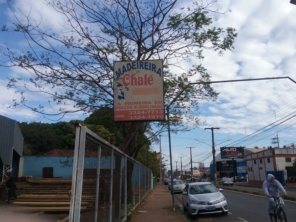 Foto de Chalé Madeiras em Assis, SP por Solutudo