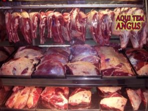 Foto de Colina Casa de Carnes em Ourinhos, SP por Solutudo