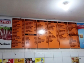 Foto de Colina Casa de Carnes em Ourinhos, SP por Solutudo