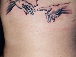 Foto de Grilo Tattoo em Barra Bonita, SP por Solutudo