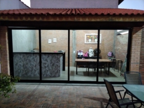 Foto de Vidraçaria Santa Helena em São Manuel, SP por Solutudo