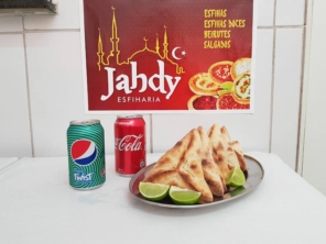 Foto de Jahdy Esfiharia Árabe em Jaú, SP por Solutudo