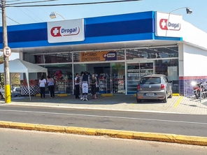 Foto de Rede Drogal - Loja 4 Vital Brasil em Botucatu, SP por Solutudo