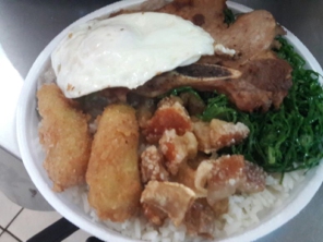 Foto de Cozinha da Márcia em Ourinhos, SP por Solutudo