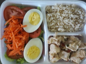 Foto de Cozinha da Márcia em Ourinhos, SP por Solutudo
