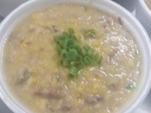 Foto de Cozinha da Márcia em Ourinhos, SP por Solutudo