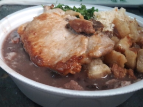 Foto de Cozinha da Márcia em Ourinhos, SP por Solutudo