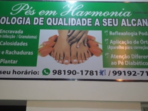Trabalhamos com: -Unha encravada (com ou sem infecção) -Curvatura acentuada da unha -Calos e Calosidades(hidratação profunda e esfoliação) -Fissuras e Rachaduras -Pés diabéticos -Verruga Plantar -Aplicação de Órtese(aparelho para correção da unha).  

Realizamos tratamento com todo material esterelizado em auto-clave, sempre nos dedicando a comodidade e conforto do cliente. Com privacidade e hora marcada. 

Podóloga com formação no SENAC - SP em atividade desde 2005!  Atendimento domiciliar para portadores de necessidades especiais!