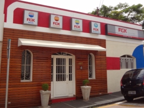Foto de Fisk Itatiba em Itatiba, SP por Solutudo