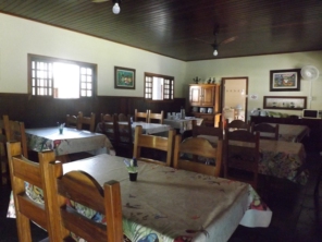 Foto de Francis Hotel Pousada em Caraguatatuba, SP por Solutudo