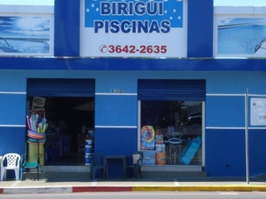 Foto de Birigui Piscinas em Birigui, SP por Solutudo
