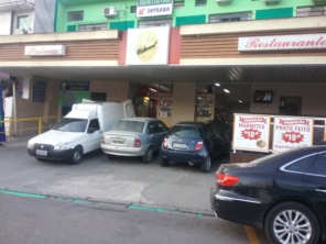 Foto de Padaria Colonial II em São Roque, SP por Solutudo