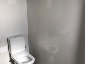 Foto de Fabio  Azulejista e Reformas em Geral Especialista em Acabamento em Botucatu, SP por Solutudo