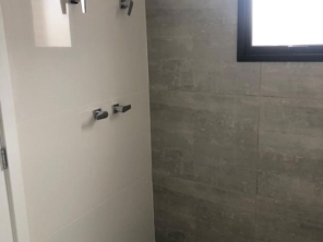 Foto de Fabio  Azulejista e Reformas em Geral Especialista em Acabamento em Botucatu, SP por Solutudo