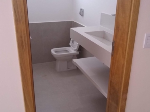 Foto de Fabio  Azulejista e Reformas em Geral Especialista em Acabamento em Botucatu, SP por Solutudo