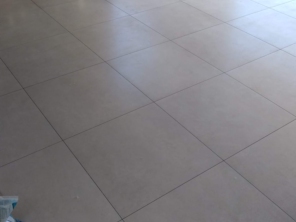 Foto de Fabio  Azulejista e Reformas em Geral Especialista em Acabamento em Botucatu, SP por Solutudo