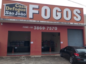Foto de Casa de Fogos São João em Valinhos, SP por Solutudo