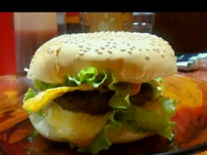 Foto de Damas de Ferro Burguer em São José do Rio Preto, SP por Solutudo