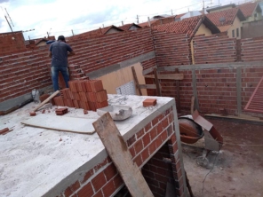 Foto de Construsantos em Jaú, SP por Solutudo