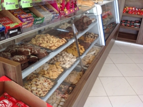 Foto de Padaria e Confeitaria Jardim em Botucatu, SP por Solutudo