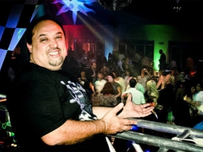 Foto de Dj Carlinhos Cancun em Itatiba, SP por Solutudo