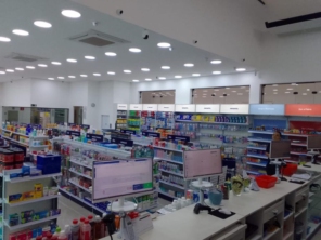 Foto de Nova Farmacentro Drogaria Express (Loja 2) em Bauru, SP por Solutudo