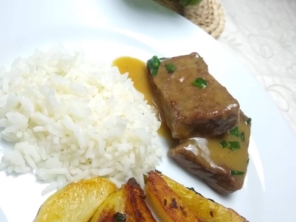 Foto de Micheli Bolos e Buffet em Boituva, SP por Solutudo