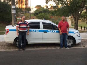 Foto de Táxi Fininho Bauru em Bauru, SP por Solutudo