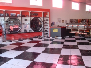 Foto de Garage em Boituva, SP por Solutudo
