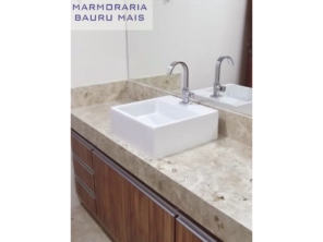 Foto de Marmoraria Bauru Mais Acabamentos em Bauru, SP por Solutudo