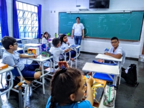 Foto de Colégio Peres Guimarães em Boituva, SP por Solutudo