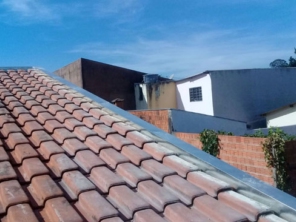 Foto de L Calhas em Bauru, SP por Solutudo