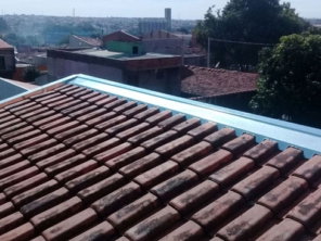 Foto de L Calhas em Bauru, SP por Solutudo