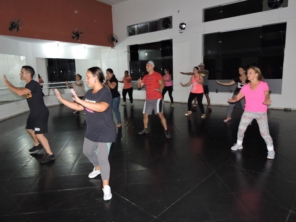 Foto de Arabesque Studio de Dança & Produções em Valinhos, SP por Solutudo