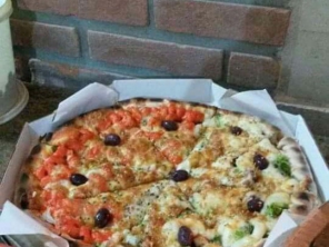Foto de Dony Gordinho Lanchonete e Pizzaria em Itatiba, SP por Solutudo
