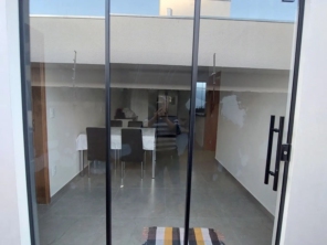 Foto de Vidraçaria Art Vidros em Bauru, SP por Solutudo