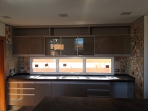Foto de Mobéle Marcenaria em Assis, SP por Solutudo