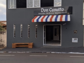 Foto de Barbearia Don Canutto em Assis, SP por Solutudo