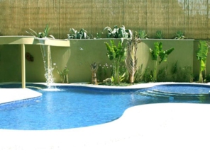 Foto de Piscinas Jundiaí em Jundiaí, SP por Solutudo