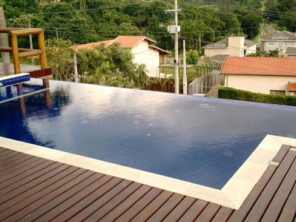 Foto de Piscinas Jundiaí em Jundiaí, SP por Solutudo