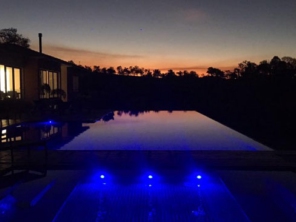Foto de Piscinas Jundiaí em Jundiaí, SP por Solutudo