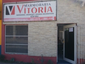 Foto de Marmoraria Vitória em Caraguatatuba, SP por Solutudo